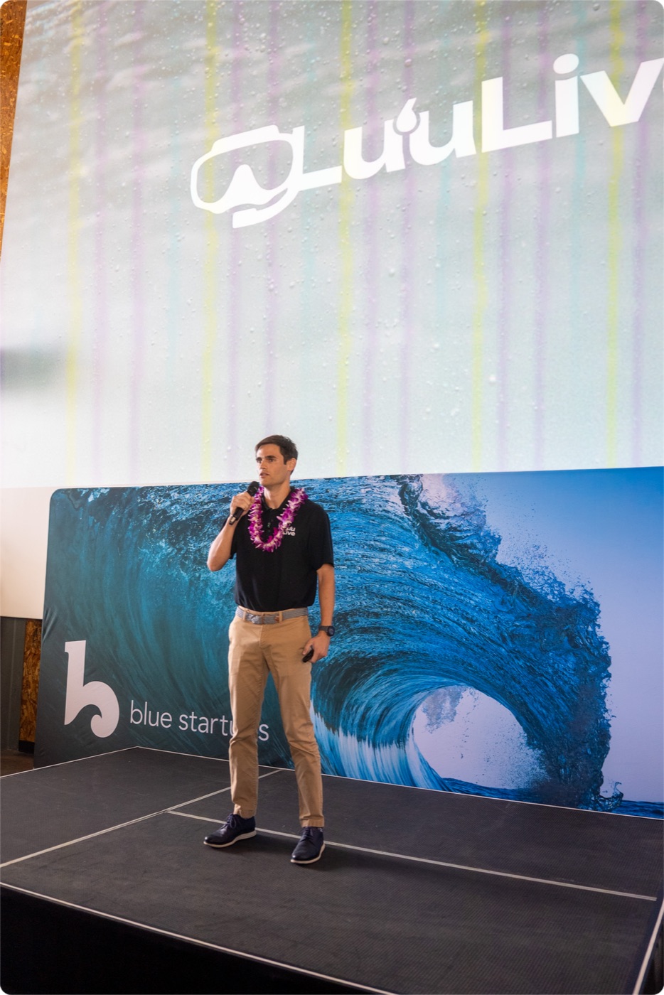 Matt pitching Lu‘uLive on stage at Blue Startups Demo Day.