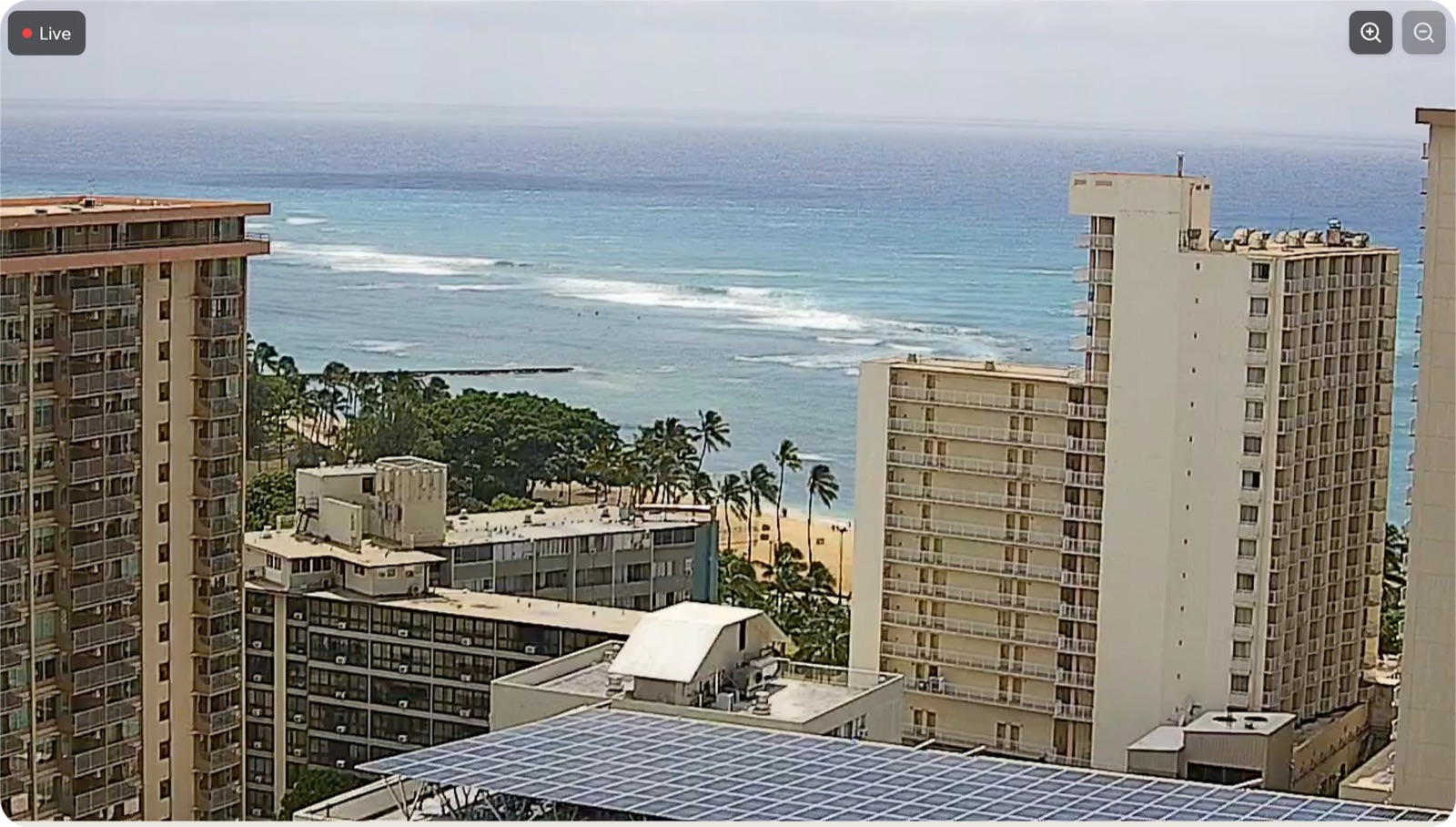 Live SurfCam view of Publics in Waikiki.